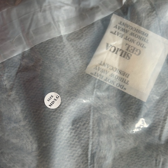 NWT TTPD TS official cardigan / medium large - Picture 4 of 7